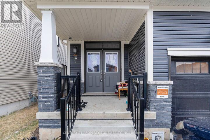 Property Photo:  78 Lilac Circle  ON N3W 0H6 