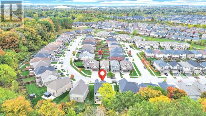 Property Photo:  79 Elmbank Trail  ON N2R 0H1 