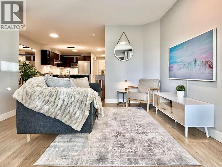 Property Photo:  1099 Sunset Drive 324  BC V1Y 9Z2 