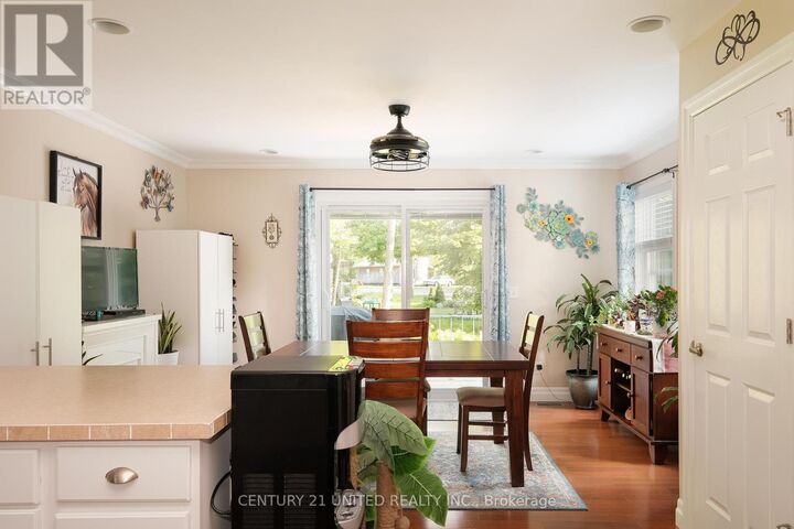 Property Photo:  4 Rollies Bay Road East  ON K0L 1R0 