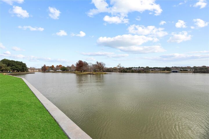 Property Photo: 13195 Clear View Drive TX 77318