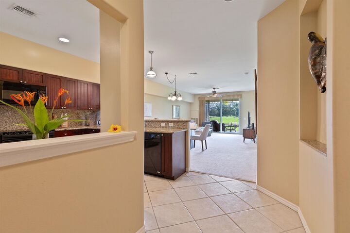 Property Photo:  69-200 Pohakulana Pl C3  HI 96738 