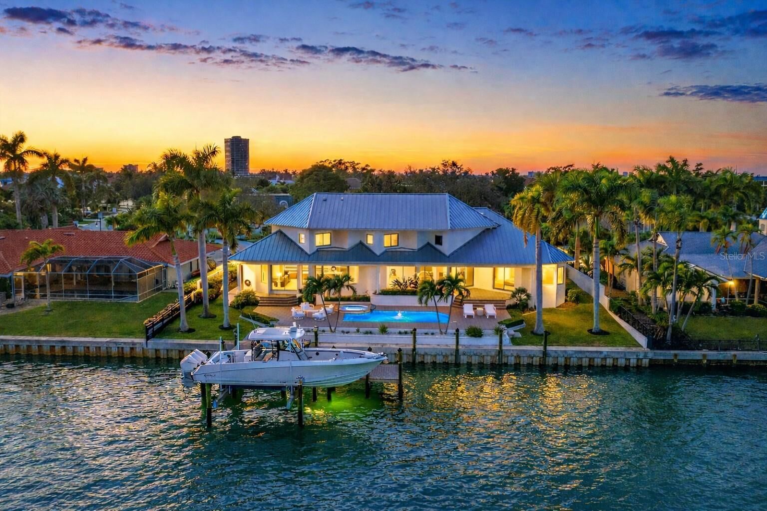 Property Photo:  259 Robin Drive  FL 34236 
