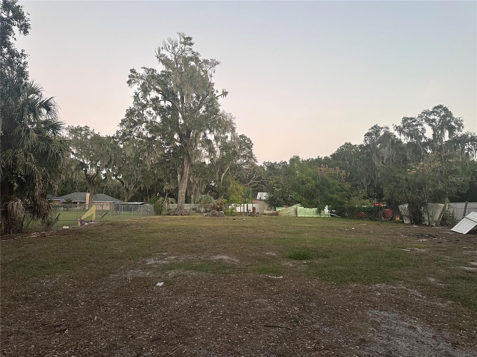Property Photo:  2608 Dell Keen Road  FL 33565 