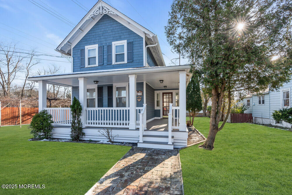 Property Photo:  38 Taylor Place  NJ 07724 