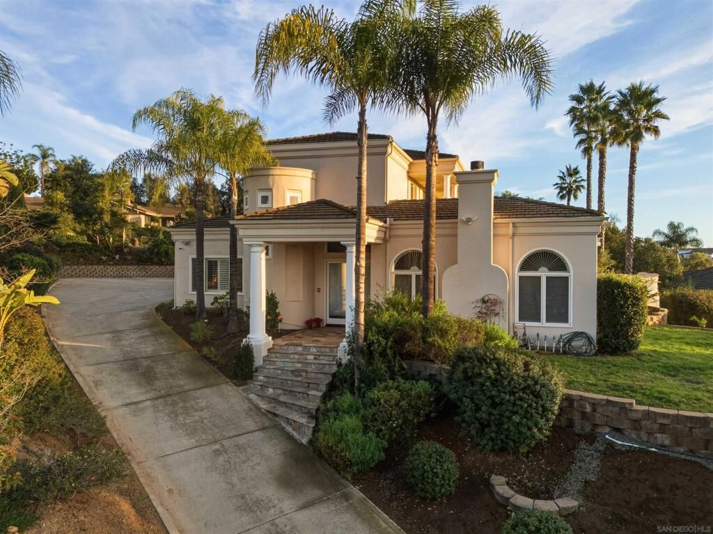 Property Photo:  2464 Canyon Creek Rd  CA 92025 