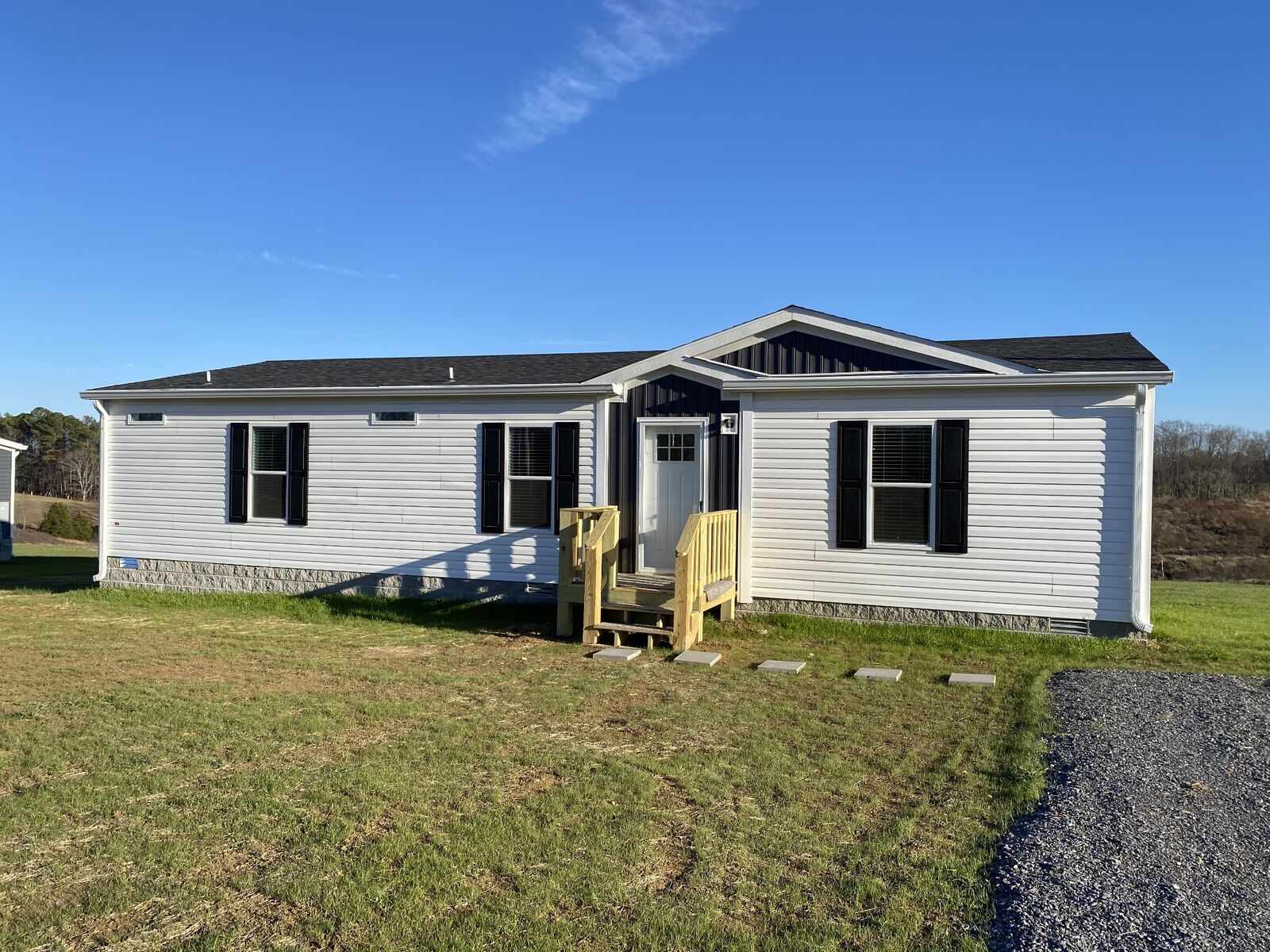 Property Photo:  1646 Gamaliel Rd  TN 37150 