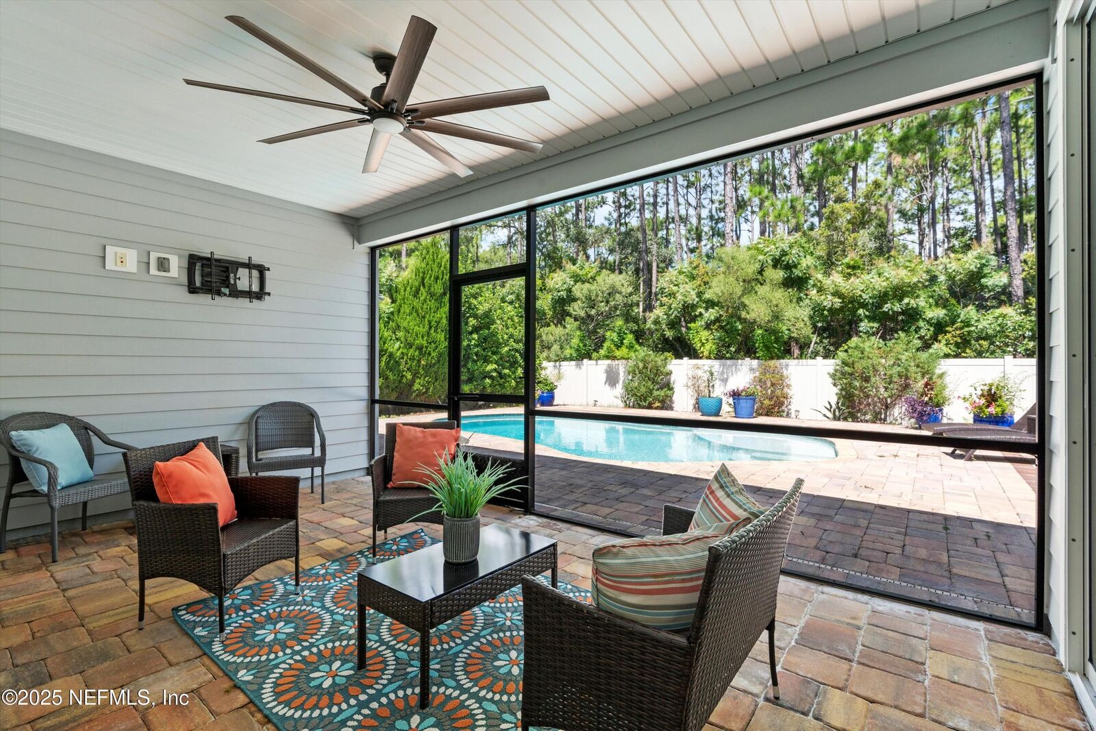 Property Photo: 3024 Las Calinas FL 32095