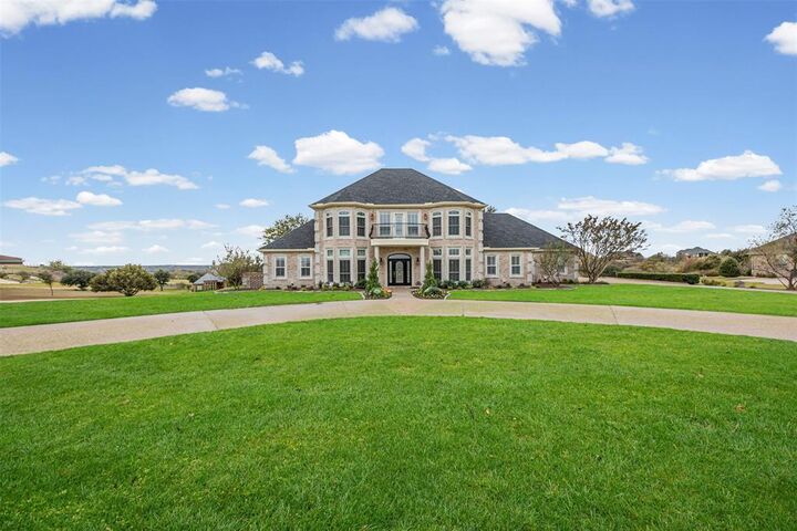 Property Photo:  136 Club House Drive  TX 76087 