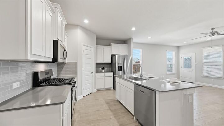 Property Photo: 1905 Jackson Street TX 76033