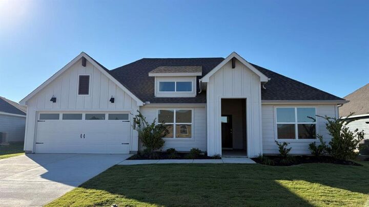 Property Photo:  4206 Cornerstone Circle  TX 76048 