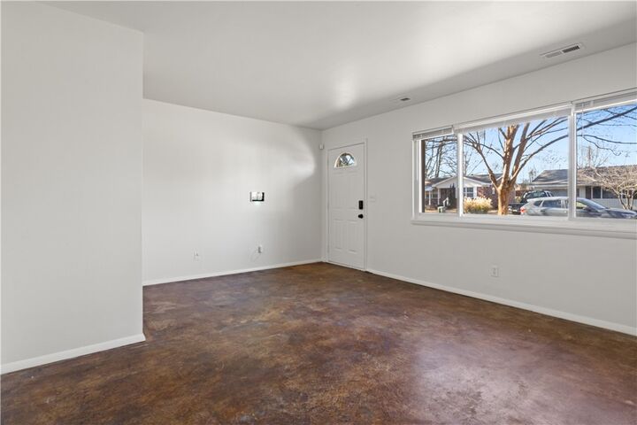 Property Photo:  3354 N Martin Avenue  AR 72703 
