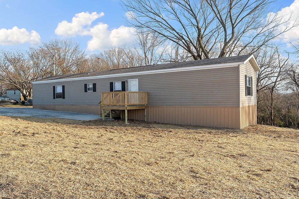 Property Photo: 2901 Madison 8001 AR 72738