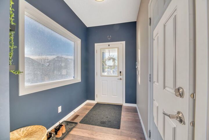 Property Photo:  16 Legacy Reach Manor SE  AB T2X 2C3 