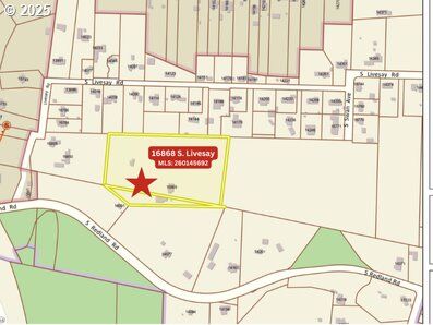 Property Photo:  16868 S Livesay Rd  OR 97045 