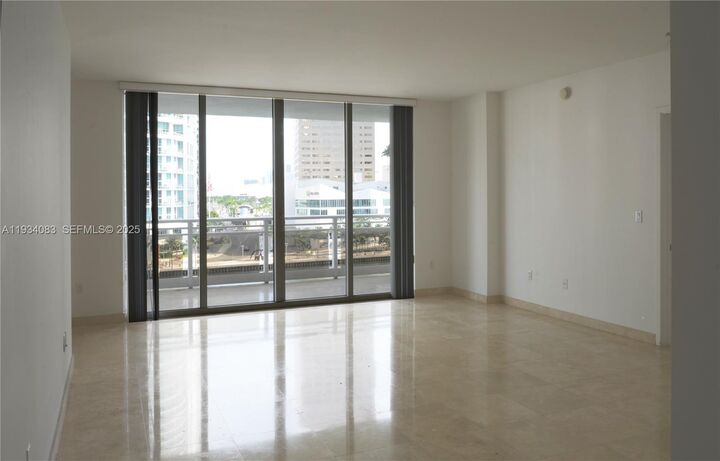 Property Photo: 901 Brickell Key Blvd 705 FL 33131