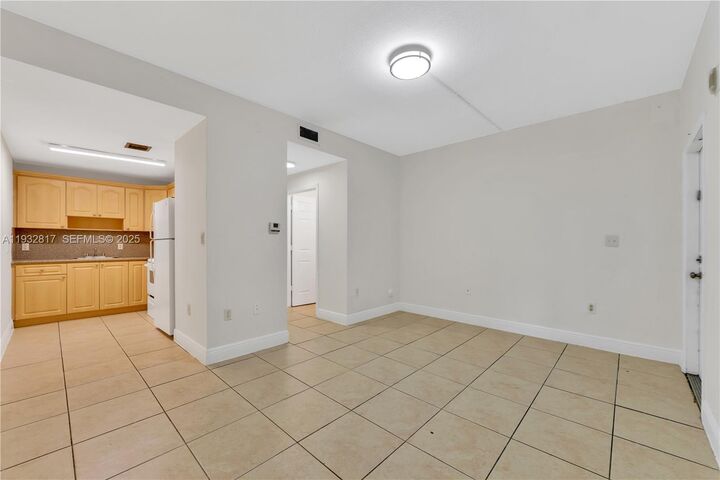 Property Photo: 2185 NW 16th Ter 13 FL 33125