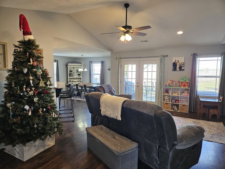 Property Photo: 427 Todd Lane MO 65712