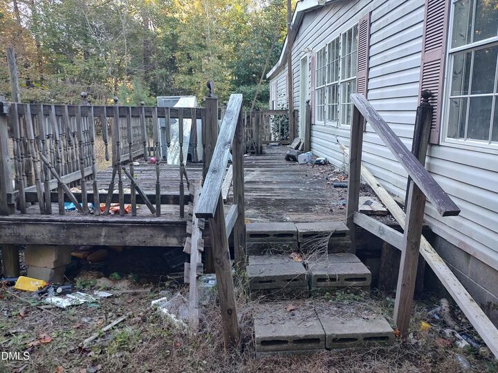 Property Photo:  129 Chestnut Drive  NC 27589 