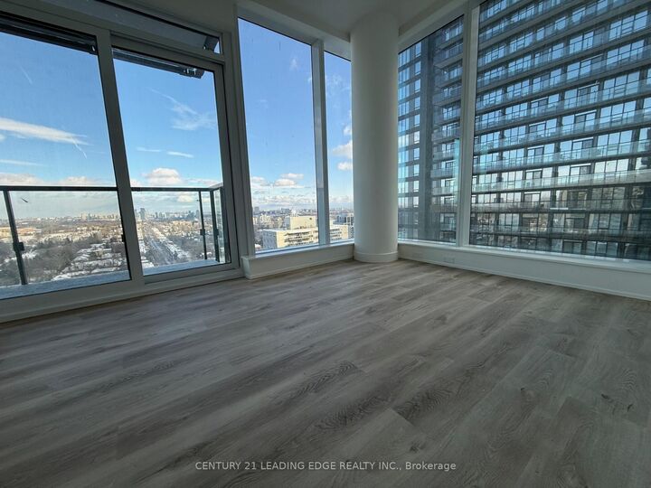 Photo de la propriété:  110 Broadway Avenue 1912  ON M4P 1X7 