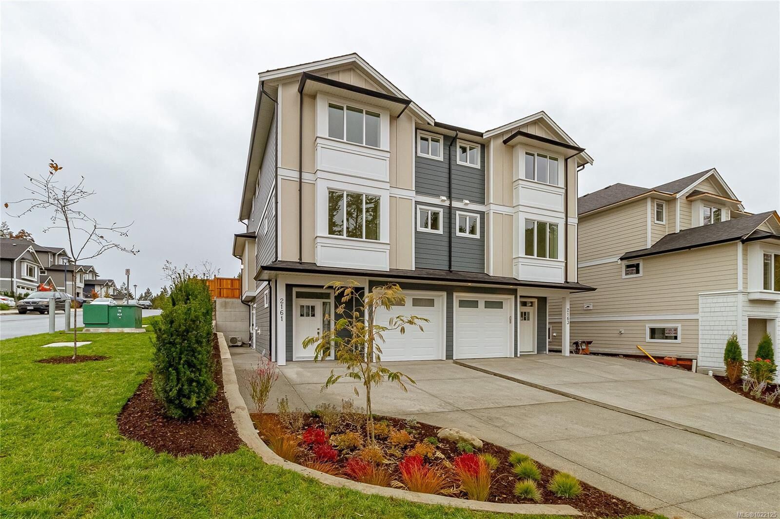 Property Photo: 2161 Bellflower Dr BC V9C 0S6