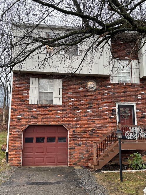 Property Photo:  1001 Timberglen Drive  PA 15126 