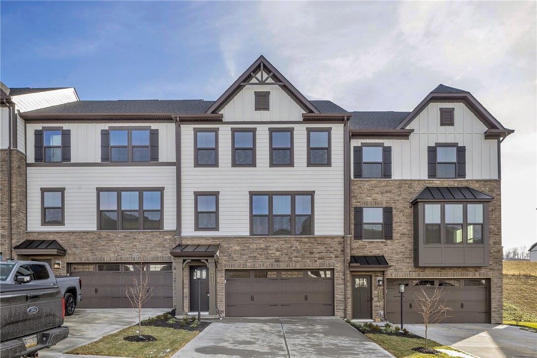 Property Photo:  6035 Rubyway  PA 16046 