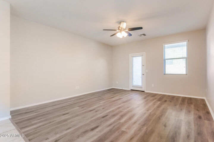 Property Photo:  28946 N Tsavorite Road  AZ 85143 