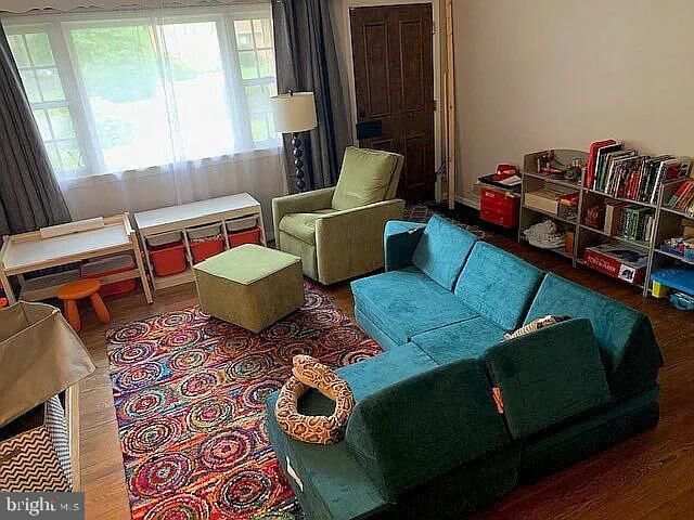 Property Photo:  8712 Lea Lane  VA 22309 