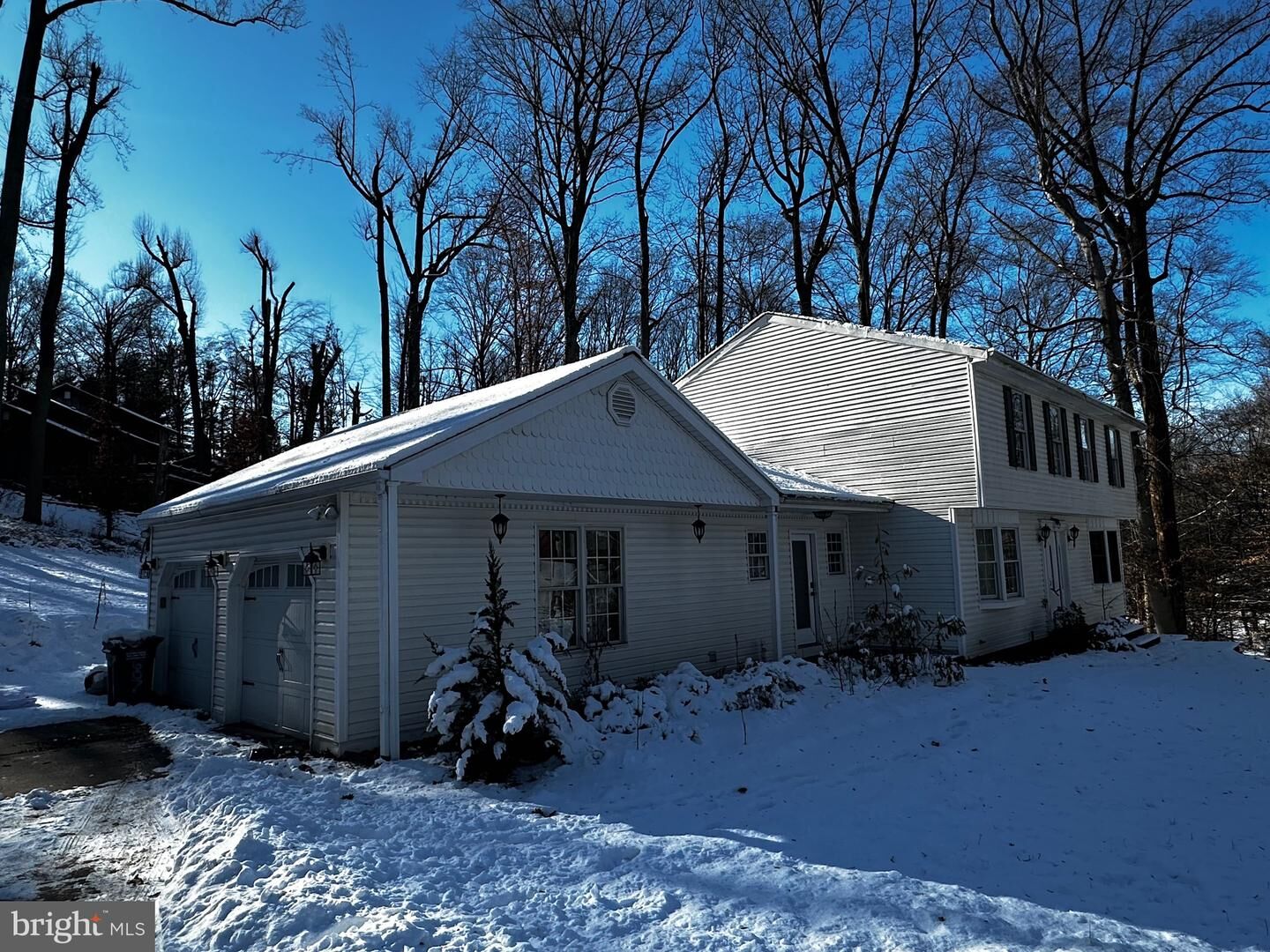 Property Photo: 14 Quartz Mill Road DE 19711
