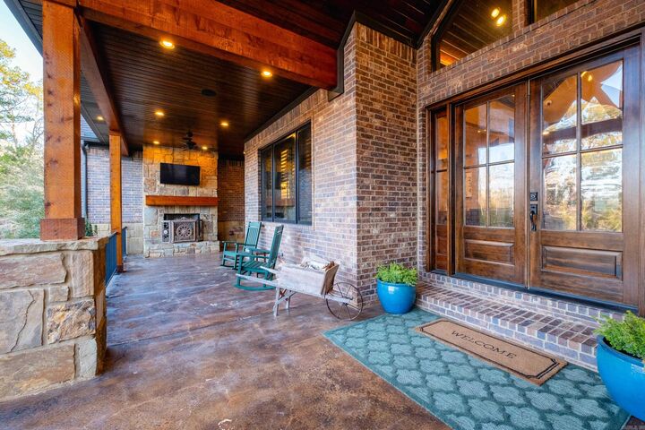 Property Photo: 11311 Garrison Road AR 72223