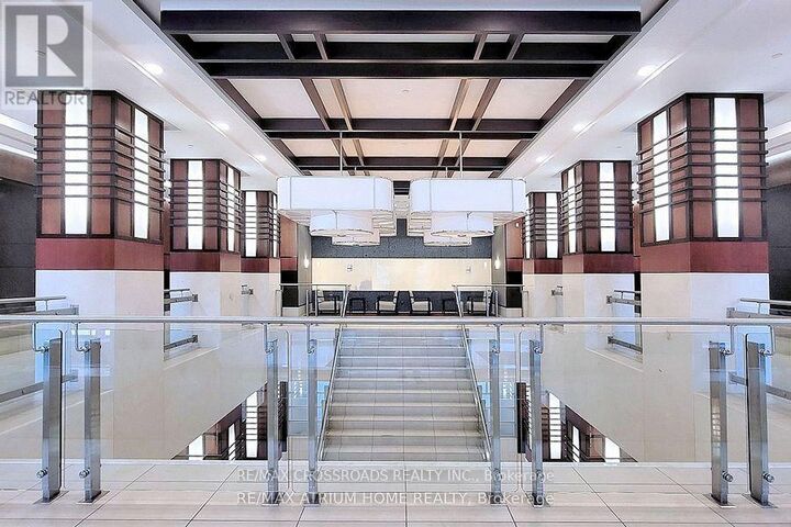 Property Photo:  23 Cox Boulevard South 659  ON L3R 7Z9 