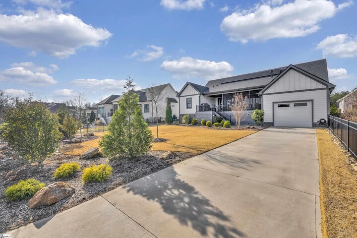 Property Photo:  7 Jordan Pond Drive  SC 29673 