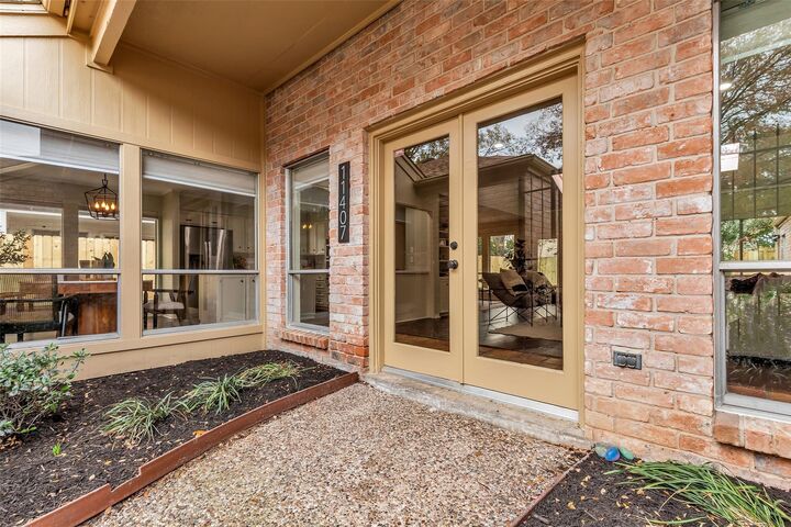 Property Photo:  11407 Overbrook Lane  TX 77077 