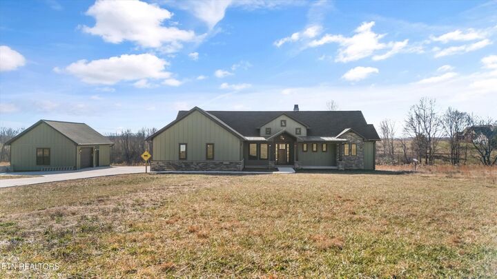 Property Photo:  1150 Hillendale Rd  TN 38572 