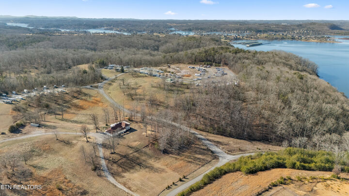 Property Photo: 8002 Jackson Bend Rd TN 37772