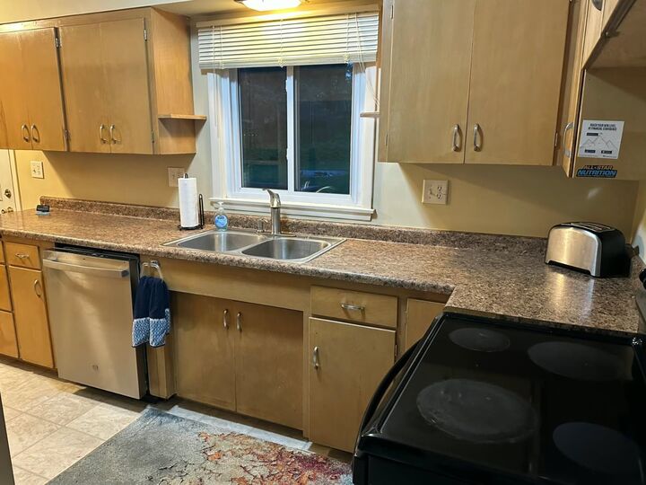 Property Photo:  105 Lyons St  MN 55811 