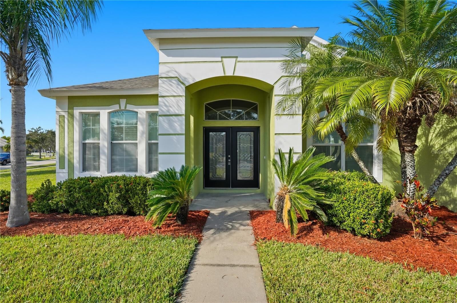 Property Photo: 5402 Coral Shell Way FL 33572
