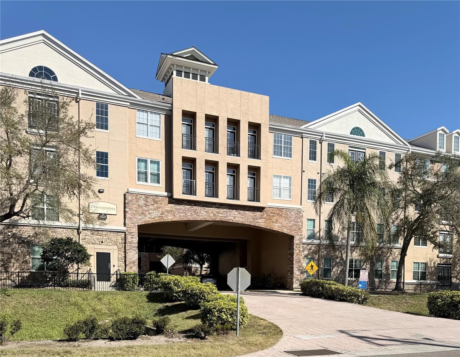 Property Photo: 4221 W Spruce Street 2222 FL 33607