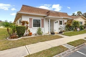 Property Photo: 1650 S Lake Avenue 4 FL 33756