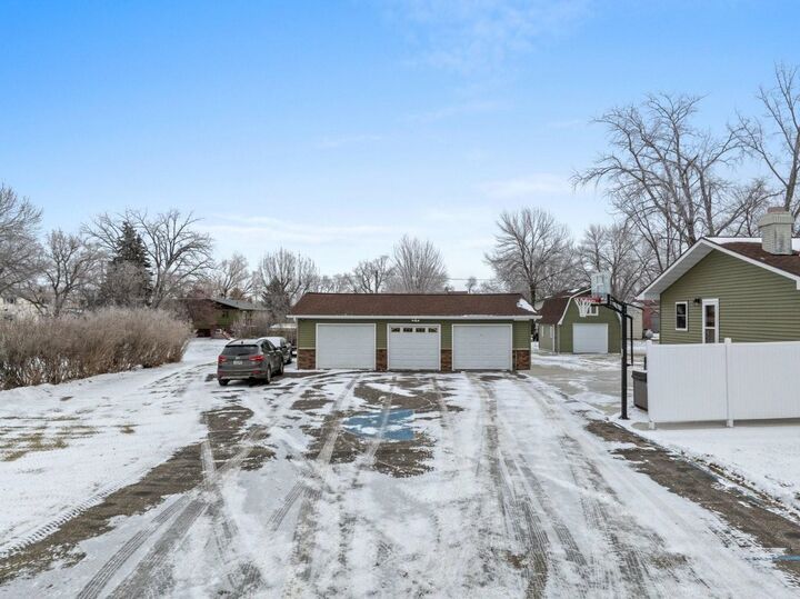 Property Photo:  107 2nd Ave NW  ND 58785 