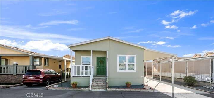 Property Photo:  880 N Lake Street 20  CA 92544 