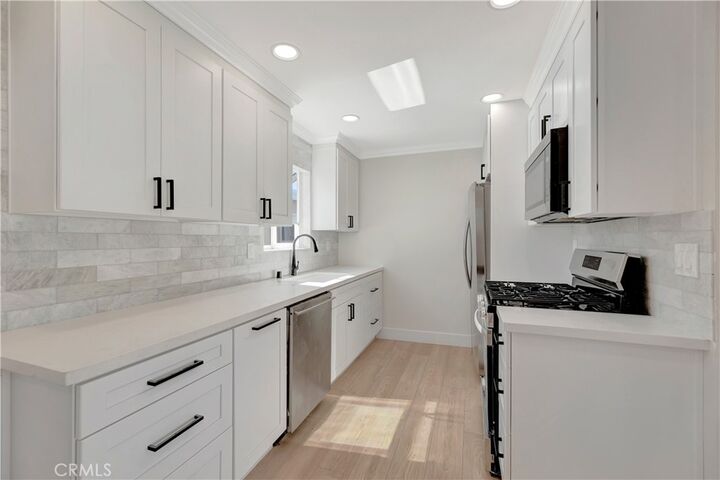 Property Photo:  209 13th Street D  CA 92648 