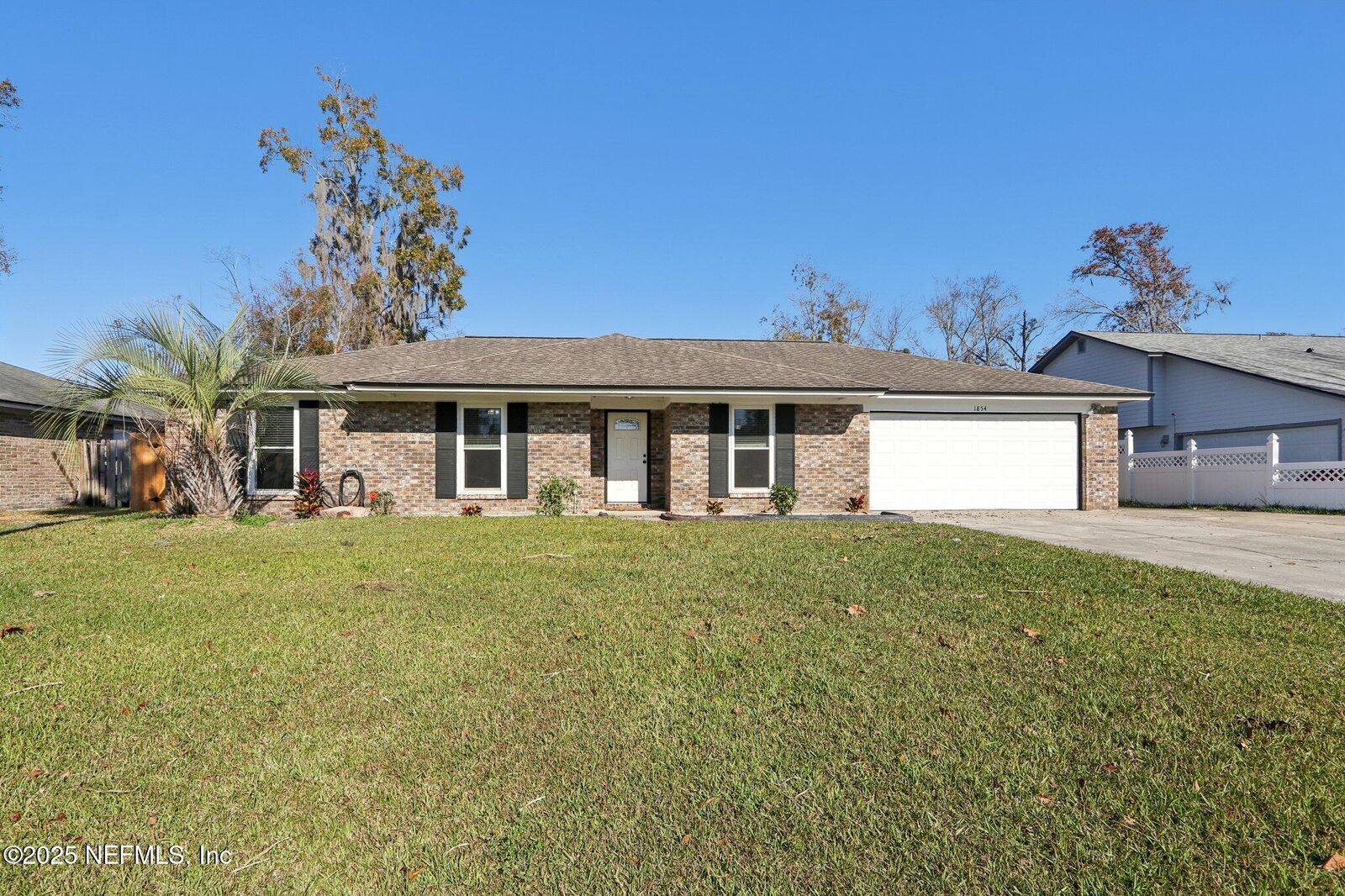 Property Photo:  1854 Lakotna Drive  FL 32073 