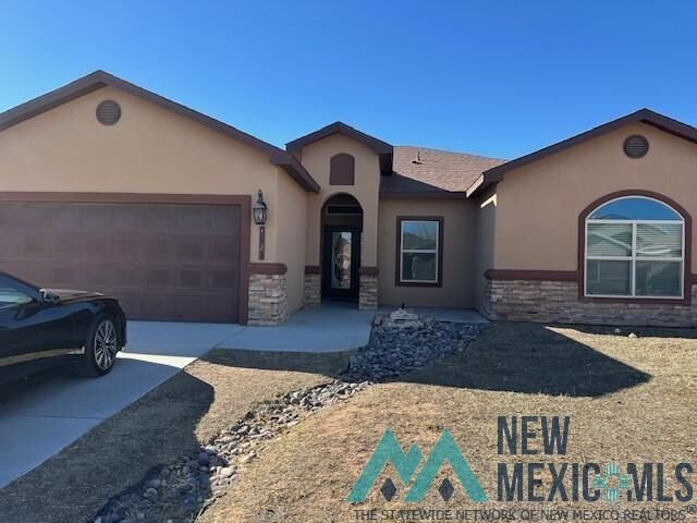 Property Photo: 1823 Lanette Drive NM 88220