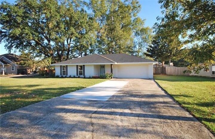 Property Photo:  46598 Highland Drive  LA 70401 