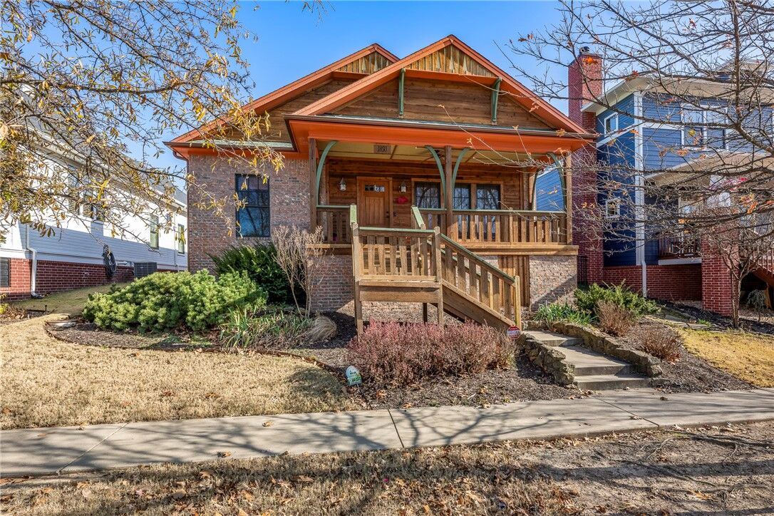 Property Photo:  1850 N September Stroll Lane  AR 72704 