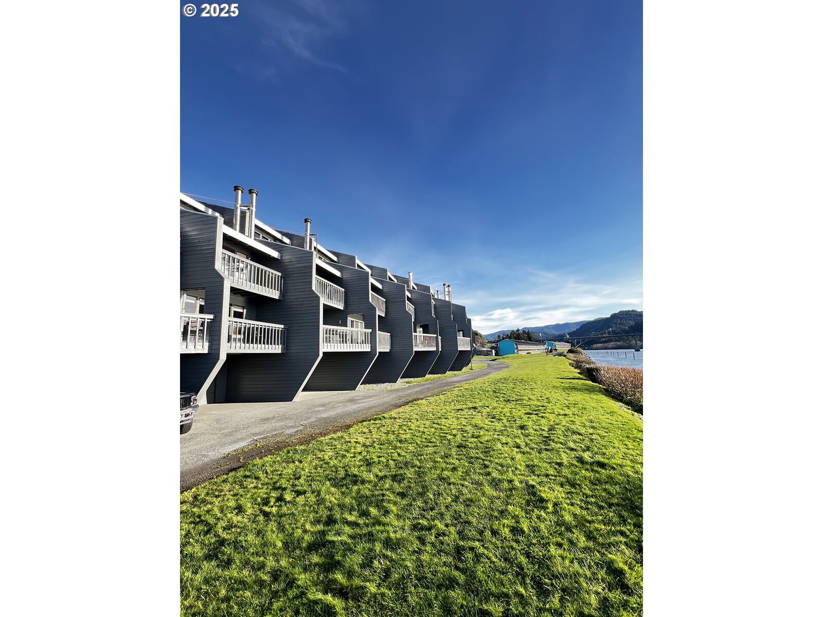 Property Photo:  94304 Wedderburn Loop 443  OR 97444 