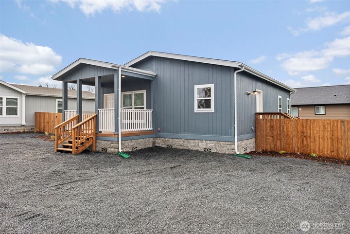 Property Photo:  1257 SW Elzina Street  WA 98532 