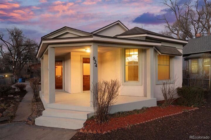 Property Photo:  824 E Cache La Poudre Street  CO 80903 